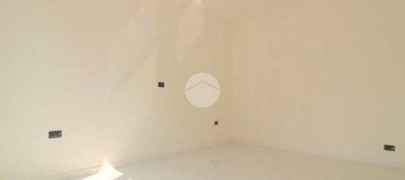 3 rooms Apartment in Rho, Italy No. 269899 3