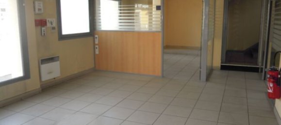 3 rooms Building in Nouzonville, France No. 80035 2