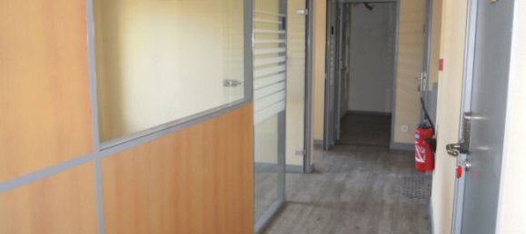 3 rooms Building in Nouzonville, France No. 80035 8