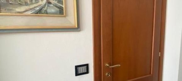 Вилла с 5 комнатами в Джуссаго, Италия № 75383 14