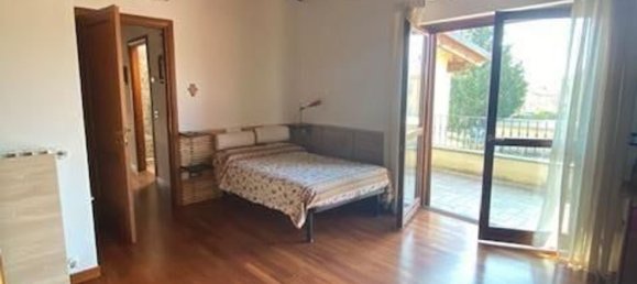 Вилла с 5 комнатами в Джуссаго, Италия № 75383 21