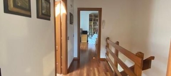 Вилла с 5 комнатами в Джуссаго, Италия № 75383 19