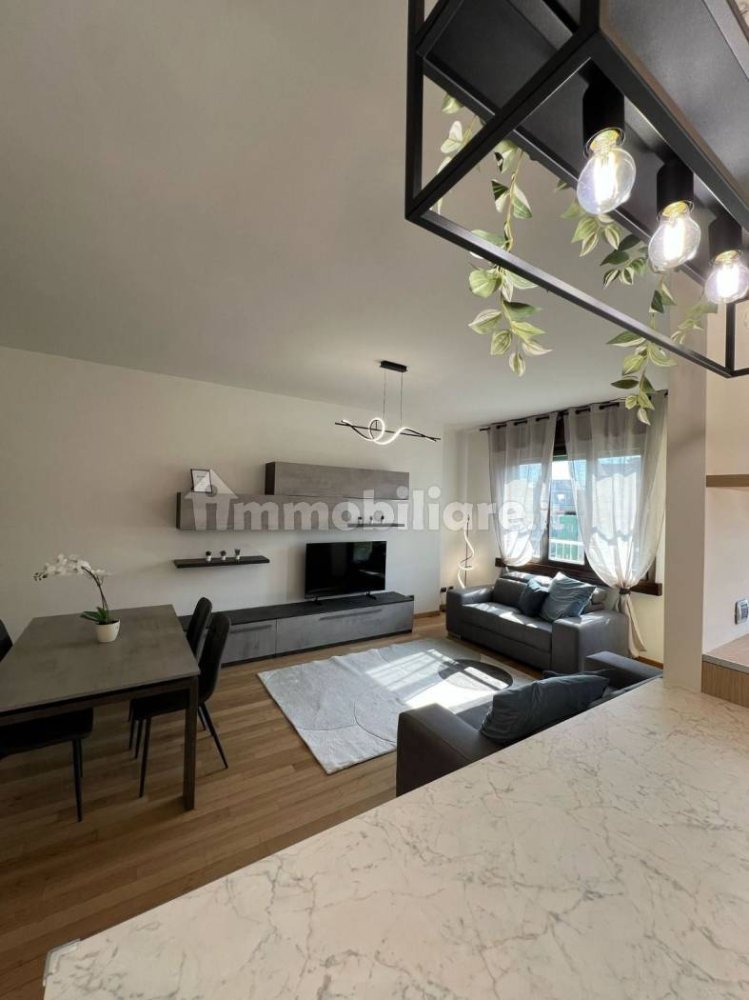 2 Schlafzimmer Wohnung in Milan, Italy, Nr. 356507