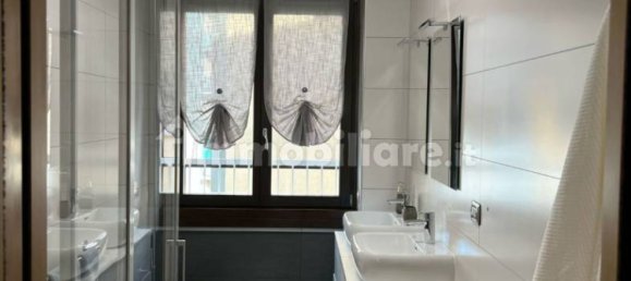 2 Schlafzimmer Wohnung in Milan, Italy, Nr. 356507 2