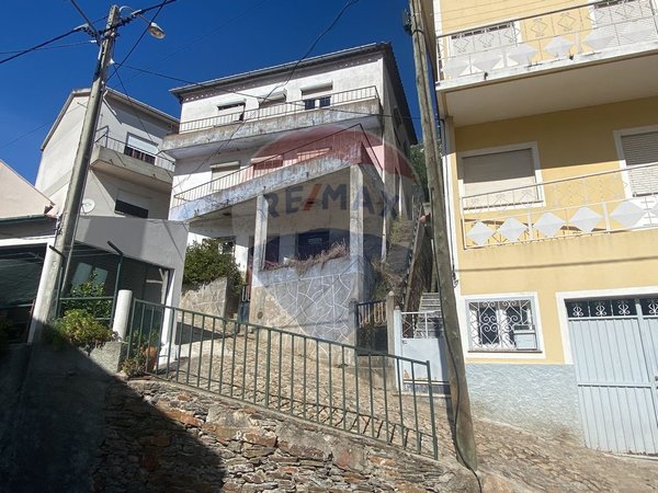 4 غرف نوم منزل في Sameiro, Portugal رقم 33518