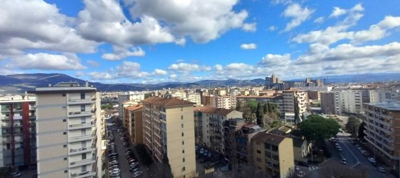 4غرفة شقة في Florence, Italy رقم 30651 23