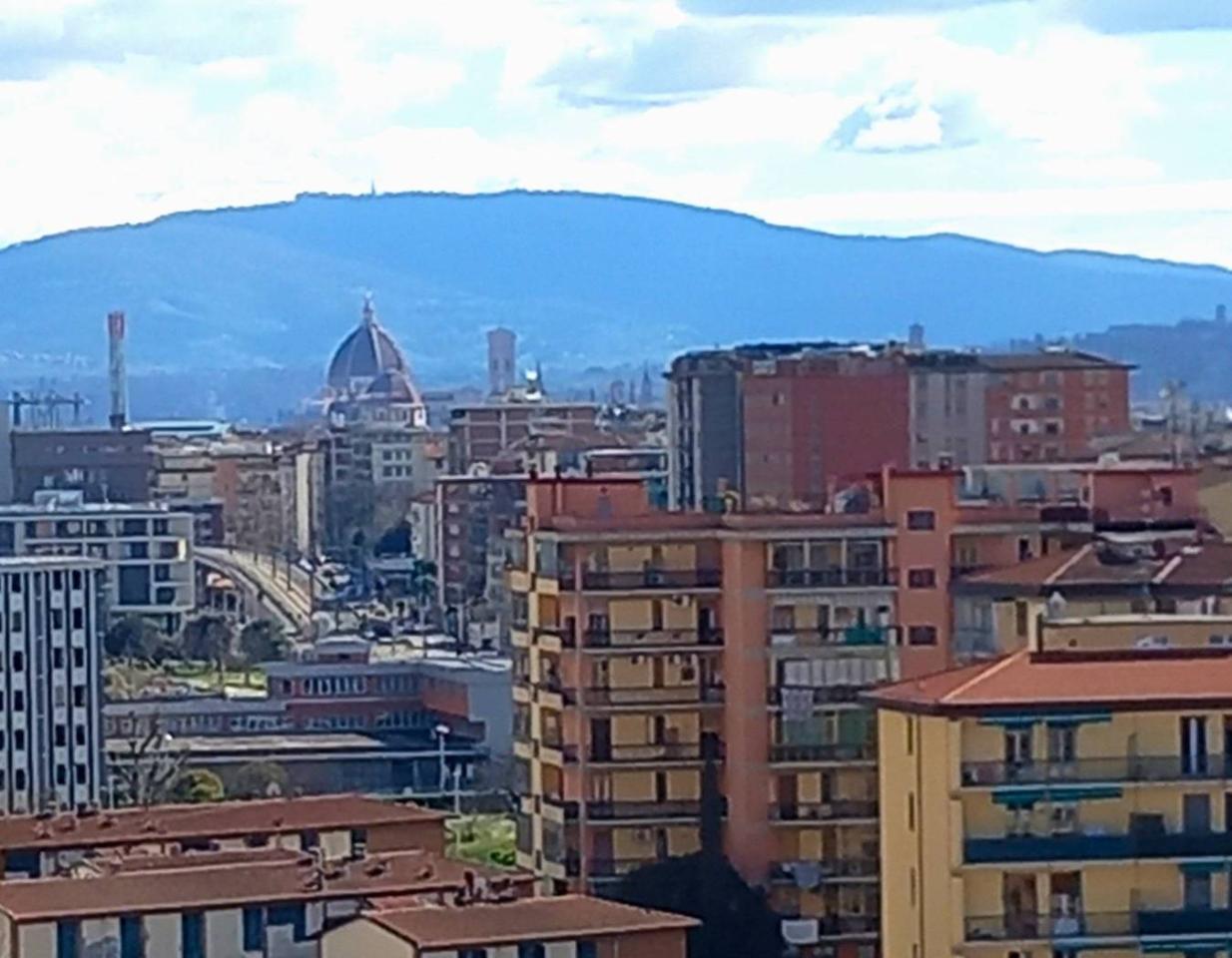 4غرفة شقة في Florence, Italy رقم 30651