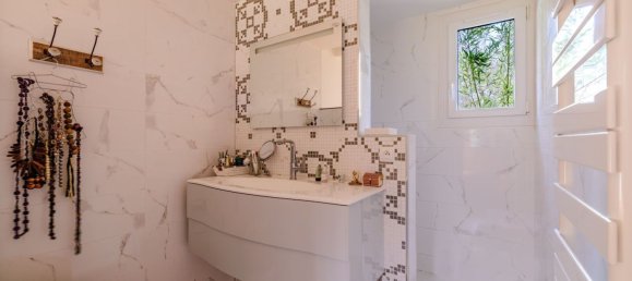 Дом с 3 спальнями в Пуаньи-ла-Форе, Франция № 294976 19