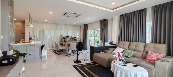 5 Schlafzimmer Haus in Hang Dong, Thailand, Nr. 69732 30
