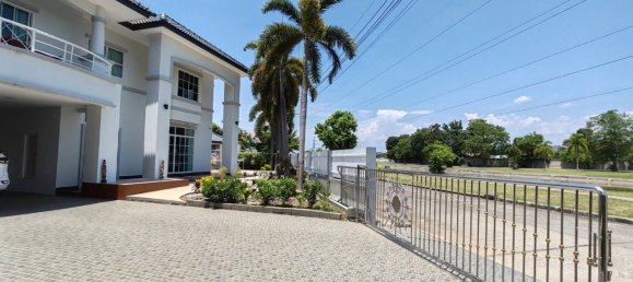 5 Schlafzimmer Haus in Hang Dong, Thailand, Nr. 69732 14