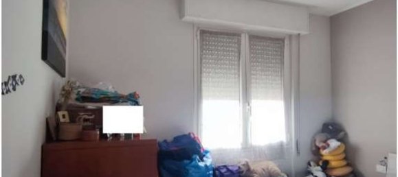 3 rooms Apartment in Garbagnate Milanese, Italy No. 6923 4