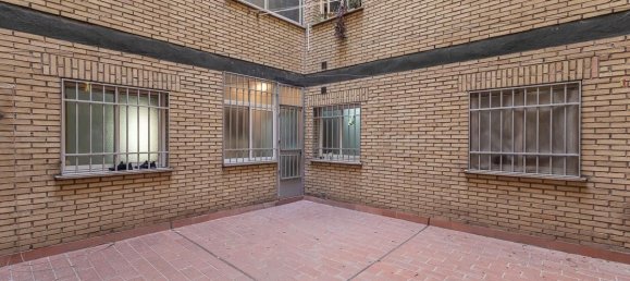 4 bedrooms Apartment in Granada, Spain No. 189323 23