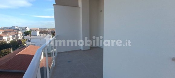 2 bedrooms Penthouse in Tortoreto, Italy No. 18972 10