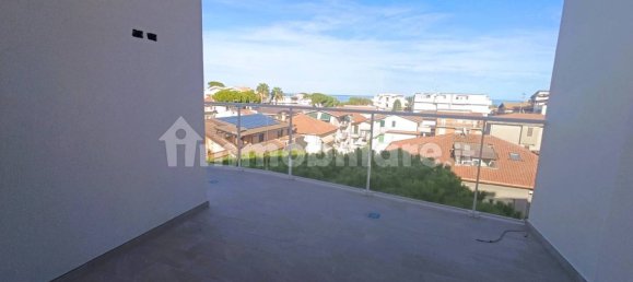 2 bedrooms Penthouse in Tortoreto, Italy No. 18972 6