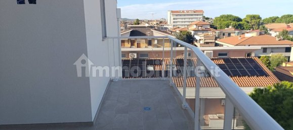 2 bedrooms Penthouse in Tortoreto, Italy No. 18972 9