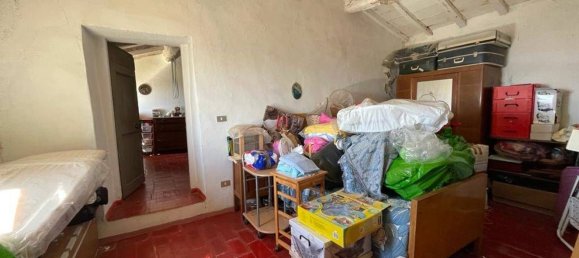 10غرفة منزل في Uzzano, Italy رقم 113399 10