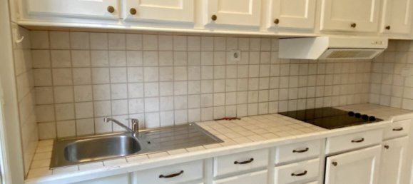 2 bedrooms Apartment in Viry-Chatillon, France No. 351776 8