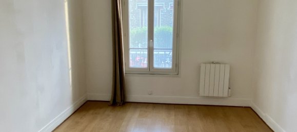 2 bedrooms Apartment in Viry-Chatillon, France No. 351776 3