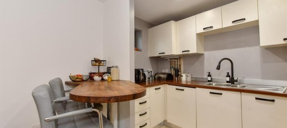 Apartamento de 1 dormitorio en Essex, United Kingdom No. 3982 8