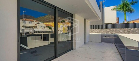 Villa T5 em Adeje, Spain N.º 16393 10