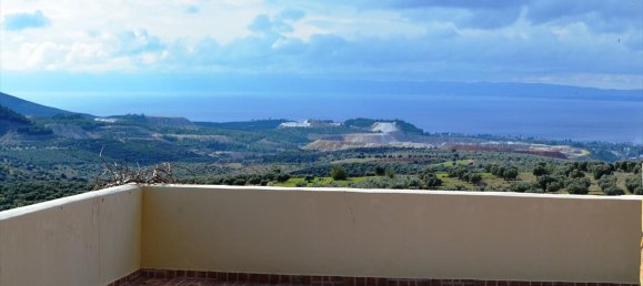 Недвижимость 200м² в Полийирос, Греция № 7304 2