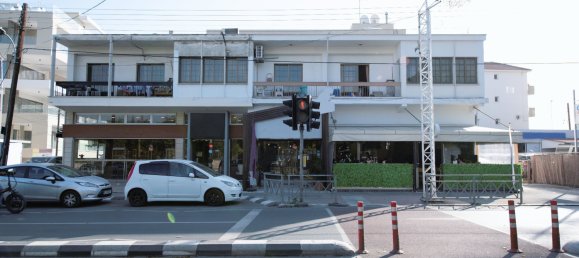 Tienda en Limassol, Cyprus No. 22908 2