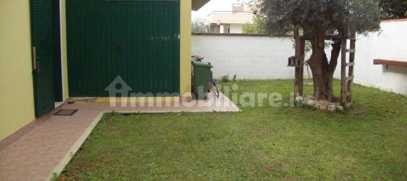 2 bedrooms Villa in Anzio, Italy No. 44913 5