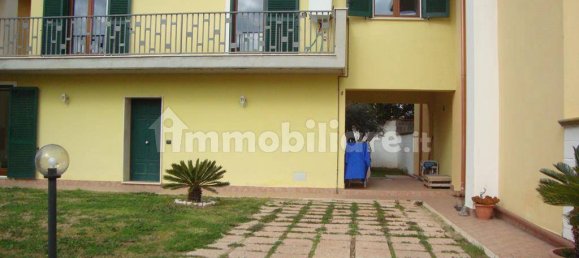 2 bedrooms Villa in Anzio, Italy No. 44913 3