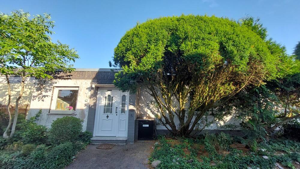 Bungalow de 2 dormitorios en Aschaffenburg, Germany No. 171304