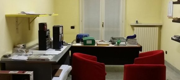 3 rooms Apartment in Voghera, Italy No. 135308 7
