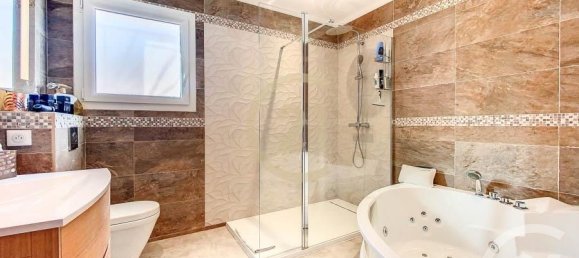 4 bedrooms Villa in Sari-Solenzara, France No. 102889 10