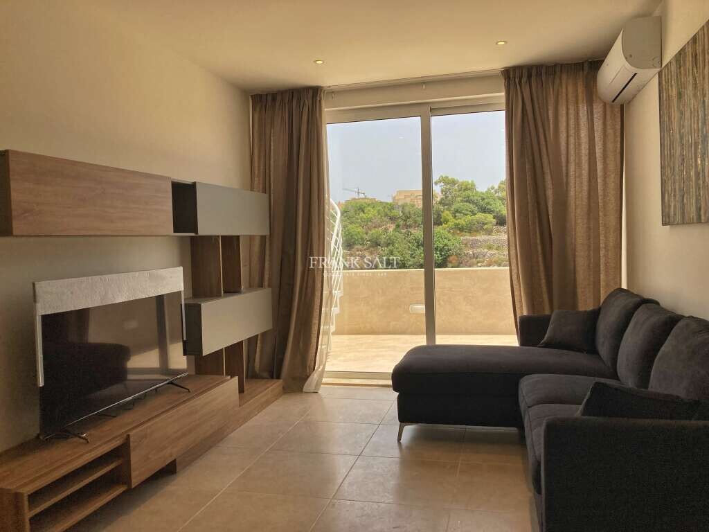 3 bedrooms Penthouse in Fontana, Malta No. 5901