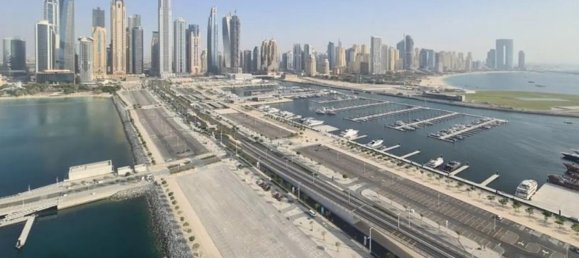 4 bedrooms Apartment in Dubai, UAE No. 21320 3