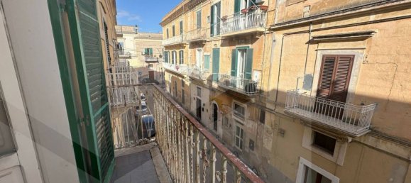 3 rooms Apartment in Matera, Italy No. 23114 7