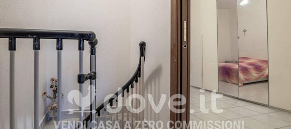 3 rooms House in Bizzarone, Italy No. 31527 19