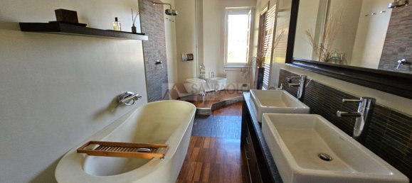 7غرفة منزل في Guarene, Italy رقم 14593 20