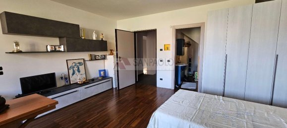 7غرفة منزل في Guarene, Italy رقم 14593 33