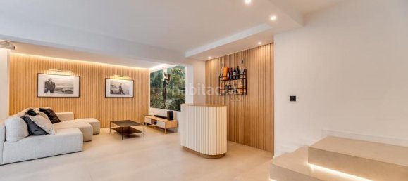 4 غرف نوم منزل ذو طابقين في Marbella, Spain رقم 128935 14