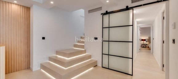 4 غرف نوم منزل ذو طابقين في Marbella, Spain رقم 128935 13