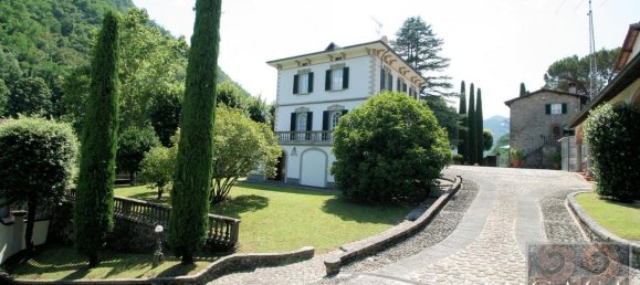 7 bedrooms Villa in Bagni di Lucca, Italy No. 197 4