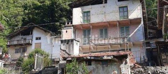 5 bedrooms House in Ceres, Italy No. 278038 3