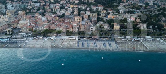 1 bedroom Apartment in Finale Ligure, Italy No. 351256 11