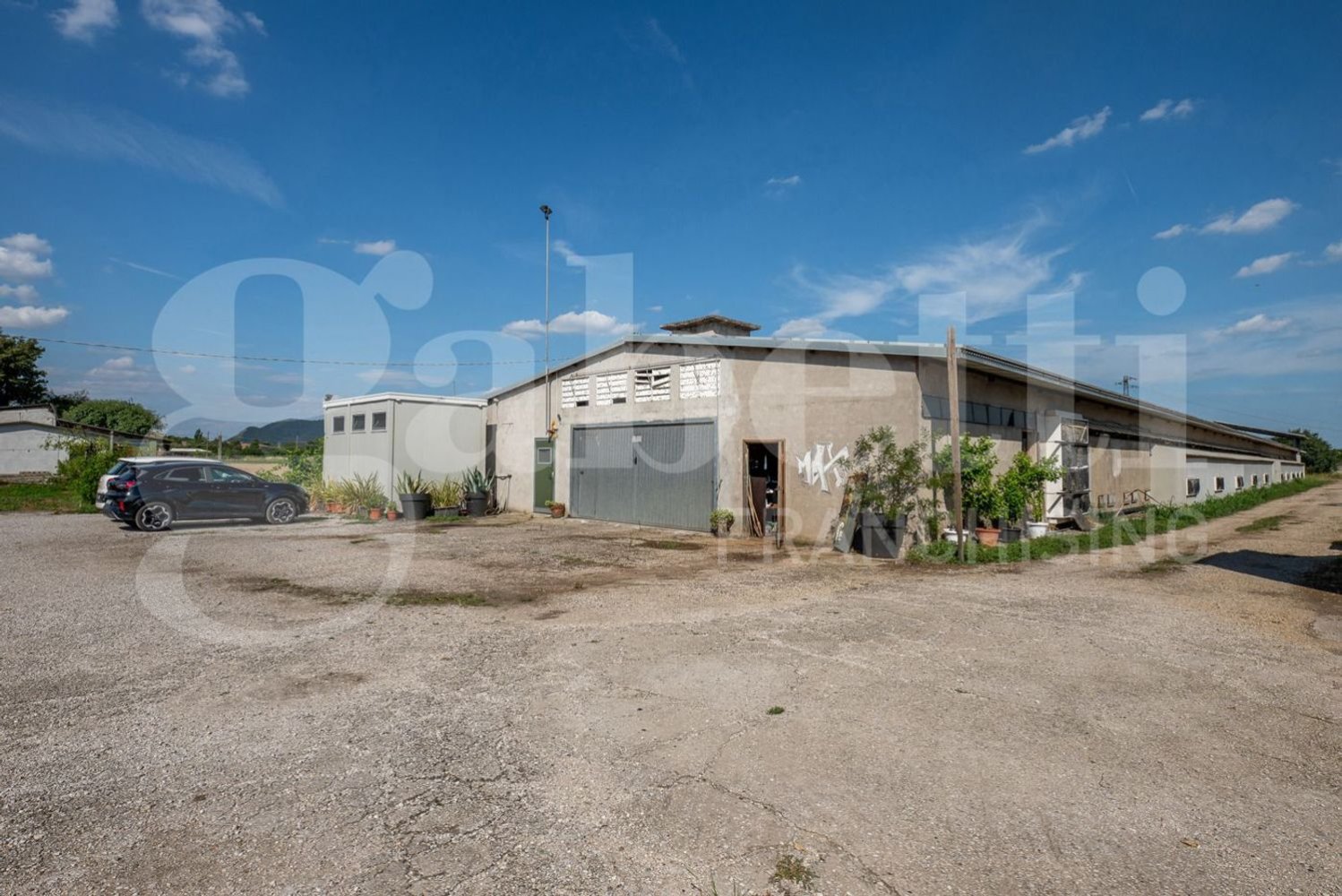 Almacén en Padua, Italy 1434 m² No. 280392