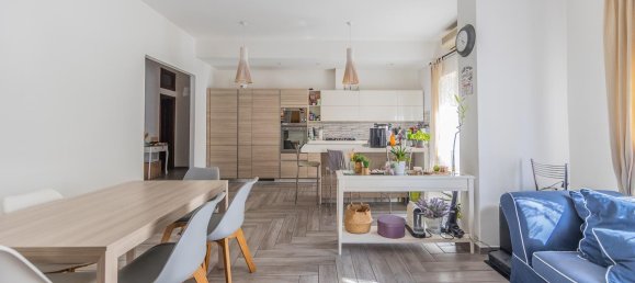 3 bedrooms Apartment in Rome, Italy No. 348468 10