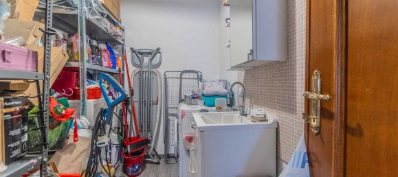 3 bedrooms Apartment in Rome, Italy No. 348468 24