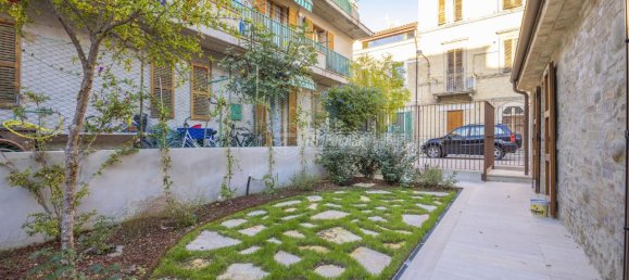 Villa de 3 habitaciónes en San Benedetto del Tronto, Italy No. 120429 2