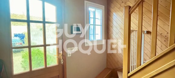 4 bedrooms House in Jaux, France No. 75070 3