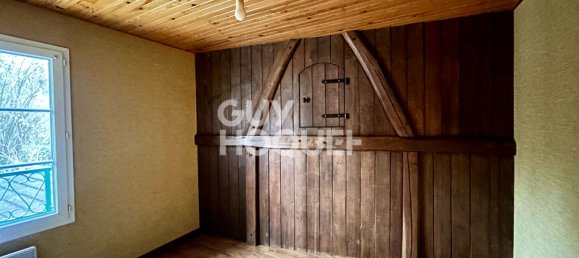 4 bedrooms House in Jaux, France No. 75070 8