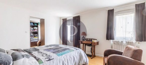 2 bedrooms House in Wissous, France No. 186569 11