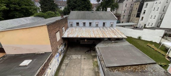 715m² Building in Gelsenkirchen, Germany No. 270253 3